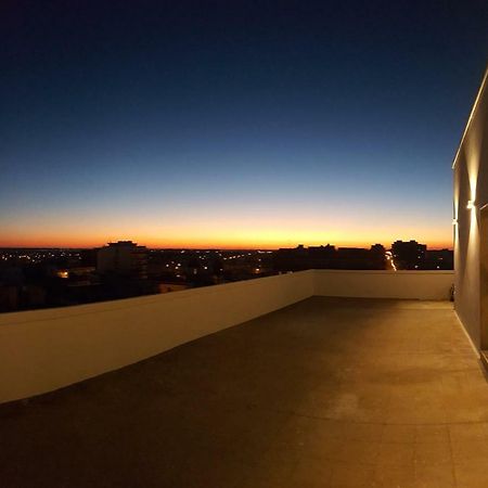 Апартаменты Penthouse Salento - Галатина Экстерьер фото